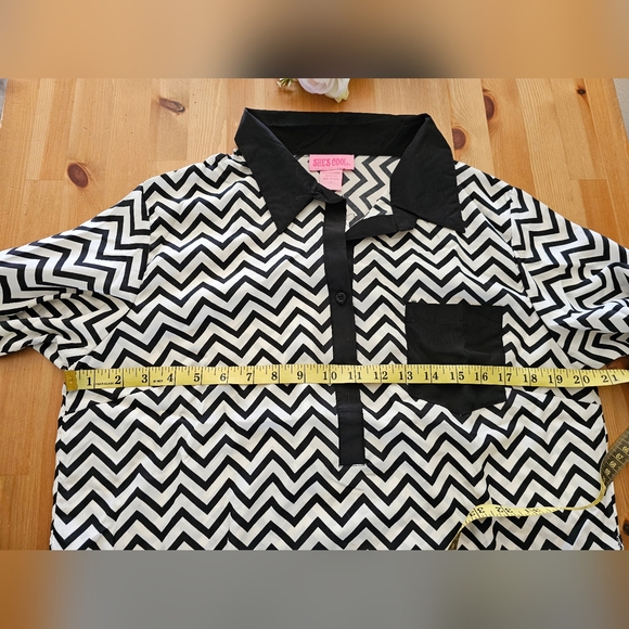 She's Cool - Women's 3/4 Sleeve Chevron Print Shift Dress XL - Picture 4 of 9